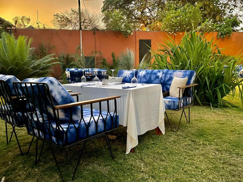 Le Kentia Hotel Lomé Buitenkant foto
