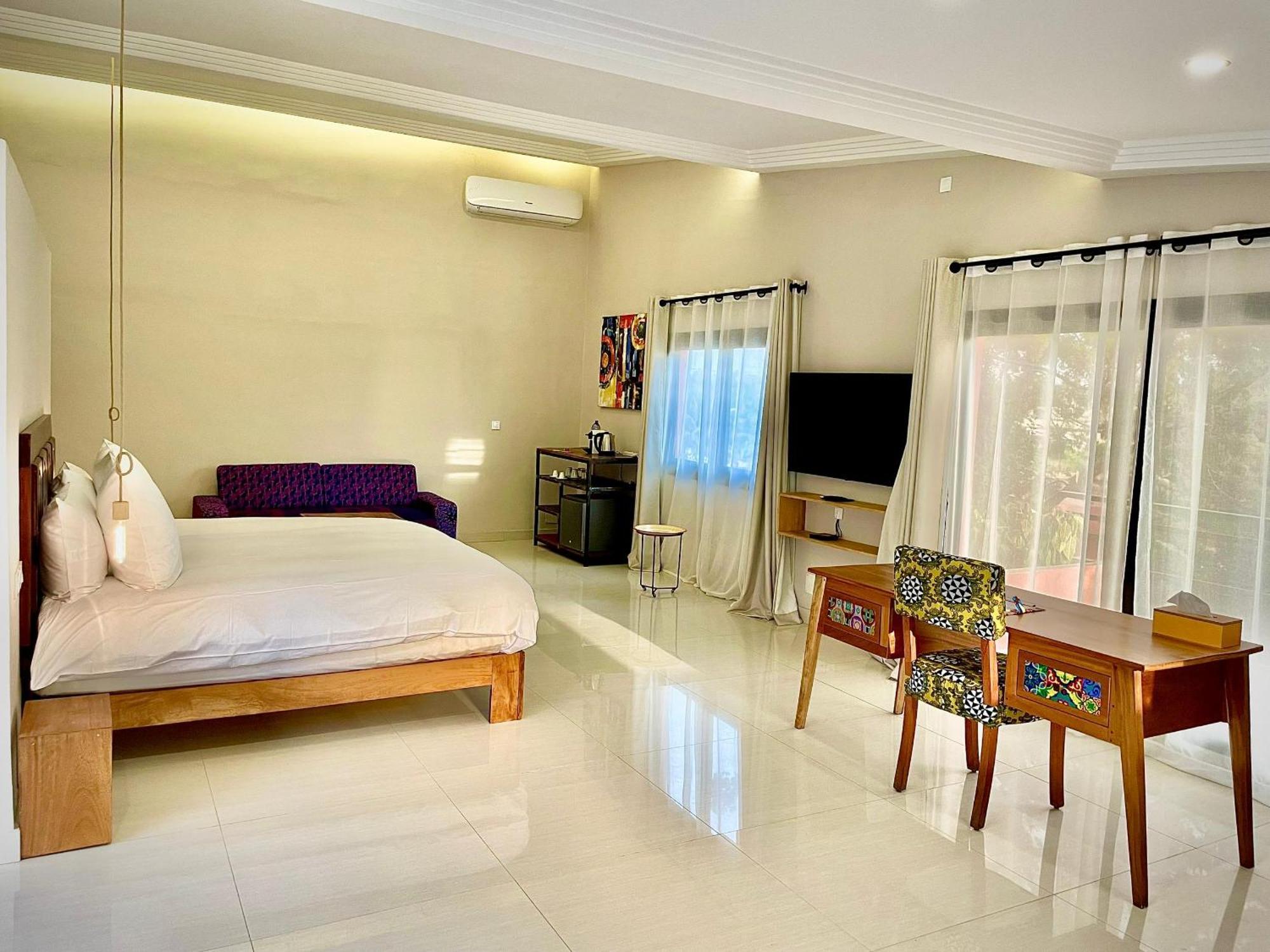 Le Kentia Hotel Lomé Buitenkant foto
