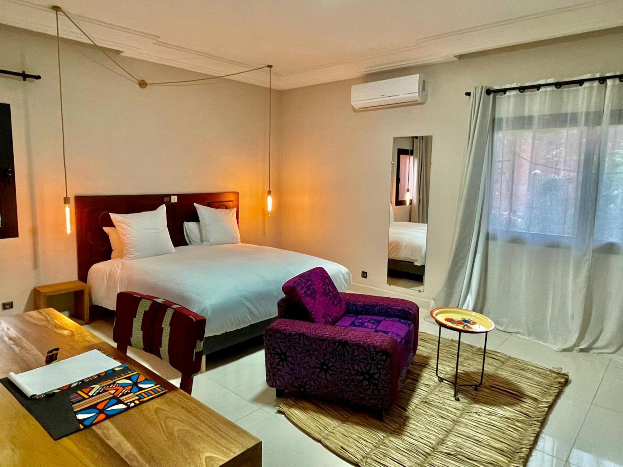 Le Kentia Hotel Lomé Buitenkant foto